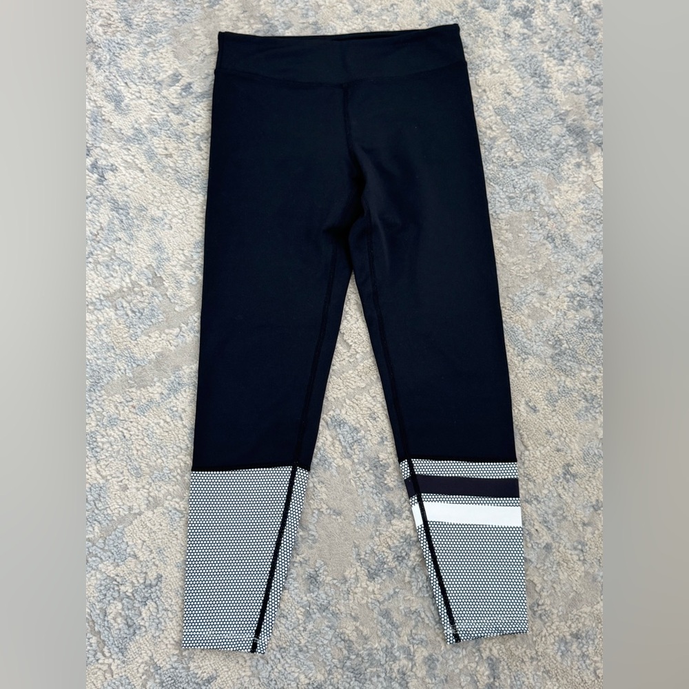 Lilybod Black and white striped leggings